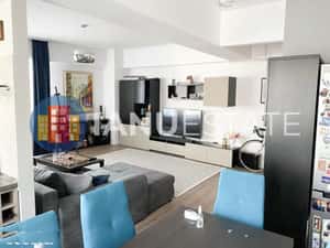 Timpuri Noi 10` Metrou Calea Vitan Mall Nou Centrala Parcare 2 Bai — miniatura 1