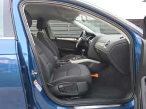 Audi A4 B8 berlina, an 2010 luna 5, 1.8 TFSI, EURO 5, AUTOMATA, RATE CREDIT BUY BACK — miniatura 6