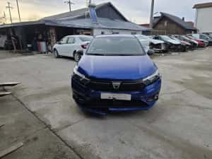 Sandero 2022 La cheie 1.0 euro 6 Ac 64000 km  avariat — miniatura 3