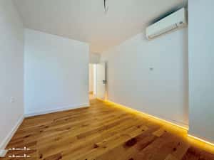 3 camere cu o terasa de 25 mp si vedere lac-Lebada Lake Residence — miniatura 3