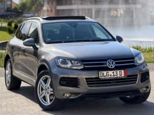 Volkswagen Touareg 3.0 TDI V6 Canyon Grey Pano Dynaudio Key-Go-Entry, Lanne Assist, Perne. — miniatura 1