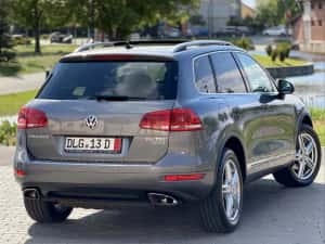 Volkswagen Touareg 3.0 TDI V6 Canyon Grey Pano Dynaudio Key-Go-Entry, Lanne Assist, Perne. — miniatura 4