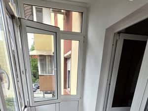 4 camere decomandate Craiovita 2 băi 1/4 bilateral 84 mp — miniatura 4