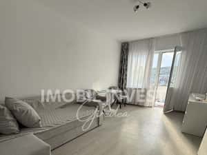 Apartament 2 Camere, Renovat, Mobilat si Utilat, Priveliste Superba — miniatura 3