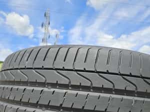 Vând 2 anvelope vara 285/40r21 285/40/21  PIRELLI — miniatura 6