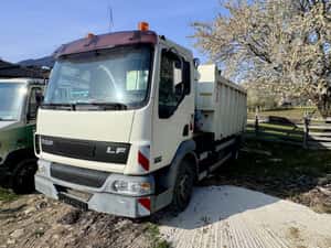 Schimb Daf basculabil cu macara 12 tone — miniatura 10