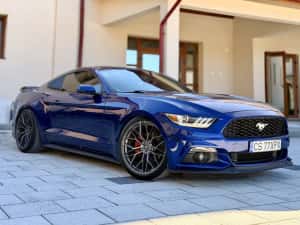 Ford Mustang Performance 2.3 317CP Manual — miniatura 3