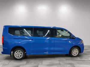 Volkswagen T7 Caravelle 286 CP Electric Automată — miniatura 4
