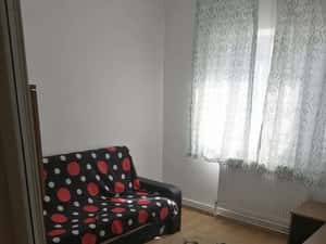 Apartament 2 camere, et. 3, decomandat - Zona Casa Tineretului — miniatura 1