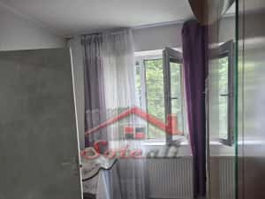 Apartament 2 camere etaj 1/4 Campina zona semicentrala — miniatura 4