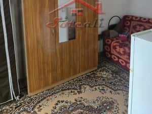 Apartament 2 camere etaj 1/4 Campina zona semicentrala — miniatura 6