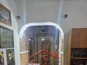 Apartament 2 camere etaj 1/4 Campina zona semicentrala — miniatura 9