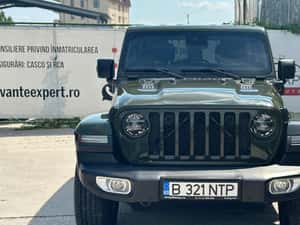 Jeep Wrangler 2.0 4xe AT8 PHEV Sahara Automată 380 HP Hibrid — miniatura 2
