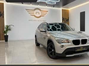 ** BMW X1 **