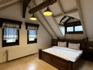 Cabana de inchiriat la poalele muntilor Piatra Craiului — miniatura 6