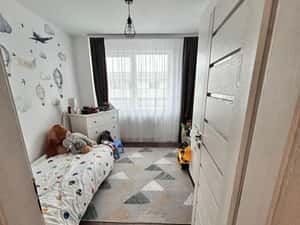 Inchiriez apartament Someseni zona Tesla — miniatura 4