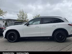 Mercedes-Benz GLC 220 SUV 2025 - 18.430 km — miniatura 2