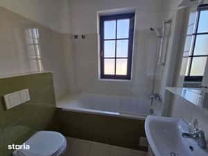 Proprietar inchiriez apartament nou cu 2 cam si loc parcare — miniatura 6