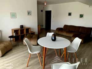 Apartament de inchiriat cu parcare proprie,strada Eroilor Floresti