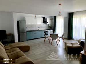 Apartament de inchiriat cu parcare proprie,strada Eroilor Floresti — miniatura 3