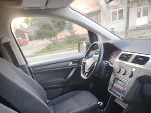 VW caddy 5 locuri uși spate — miniatura 8