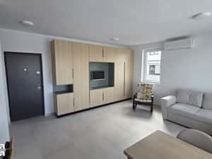 Apartament cu 3 camere, terasă spectaculoasă de 63 mp – zona Vivo — miniatura 3