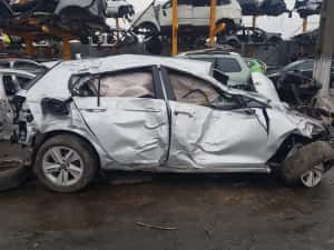 Fata usa stanga spate Volkswagen Golf 8 (2020 - 2024) — miniatura 8