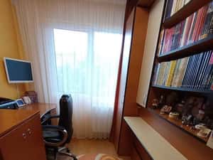 Vand apartament 3 camere,decomandat,confort 2,etaj 3 — miniatura 5