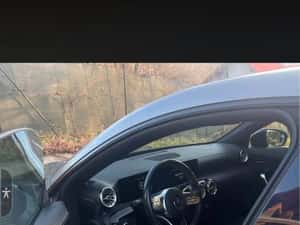 Vând Mercedes-Benz CLA 220 4MATIC AMG Line – Istoric Complet — miniatura 4