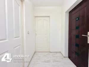 Apartament 2 camere Boul Rosu, et.1,56 mp, mobilat, utilat+termoteca — miniatura 8