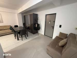 Apartament de 3 camere, 68 mp, parter inalt + loc parcare, zona capat — miniatura 3