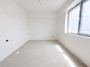 Apartament 3 camere BLOC NOU - cu vedere spre munte . — miniatura 3