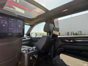 GMC Yukon Automată 426 HP Benzină — miniatura 3