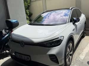 Volkswagen ID4 cu baterie de 82kWh, 1st edition, fabricat in 2021, 53235km, primul proprietar, stare impecabila