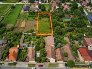 Pretios teren intravilan 1.409 mp, livada, utilitati,rezidential comercial, zona premium — miniatura 2