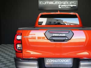 Toyota Hilux INVINCIBLE Automată 204 HP Diesel — miniatura 5