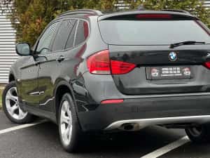 Vand BMW X1 2013 XDrive 2.0D 4x4 piele *LED* inmatriculata RO posibilitate rate / leasing / finantare urgent — miniatura 8