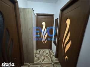 Apartament cu 2 camere de vanzare, loc de parcare, zona Bucium Iasi — miniatura 6