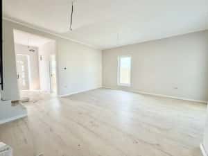 Duplex despartit prin camera tehnica - 4 camere - Mosnita — miniatura 4