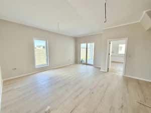 Duplex despartit prin camera tehnica - 4 camere - Mosnita — miniatura 6