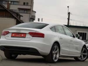 Audi A5 3xS-Line 2011 2.0Diesel 170cp / 12Luni Garantie Motor Cutie / Revizie Ulei Filtre / Transport la domiciliu gratuit / Rate doar cu buletinul — miniatura 4