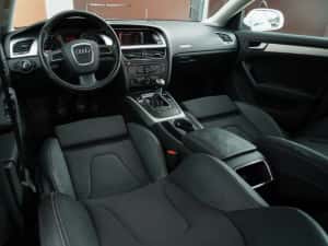 Audi A5 3xS-Line 2011 2.0Diesel 170cp / 12Luni Garantie Motor Cutie / Revizie Ulei Filtre / Transport la domiciliu gratuit / Rate doar cu buletinul — miniatura 5