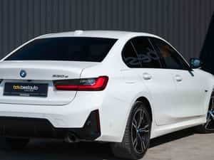 BMW 330e xDrive M Sport — miniatura 5