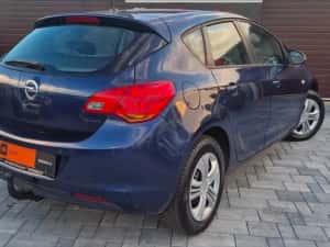 Opel Astra 1.6 benzina 2010 Euro 5 Posibilitate rate — miniatura 4