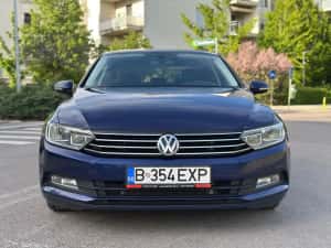 Volkswagen Passat 2.0 TDI DSG, întreținută, fără accidente, stare tehnică foarte bună. — miniatura 3