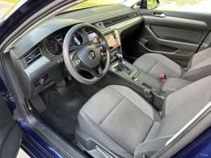 Volkswagen Passat 2.0 TDI DSG, întreținută, fără accidente, stare tehnică foarte bună. — miniatura 4