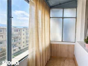 Apartament 2 camere, zona centrala Codlea, mobilat, balcon inchis — miniatura 6