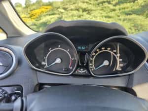Ford Fiesta 1.5 Diesel Titanium Euro6 — miniatura 7