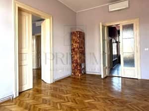 SINAIA - ISTORIC - 5 CAMERE - DECOMANDAT - 2 BAI - CENTRALA PROPRIE - — miniatura 1