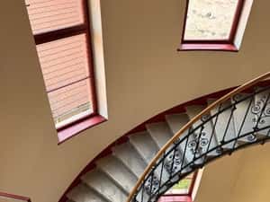 SINAIA - ISTORIC - 5 CAMERE - DECOMANDAT - 2 BAI - CENTRALA PROPRIE - — miniatura 5